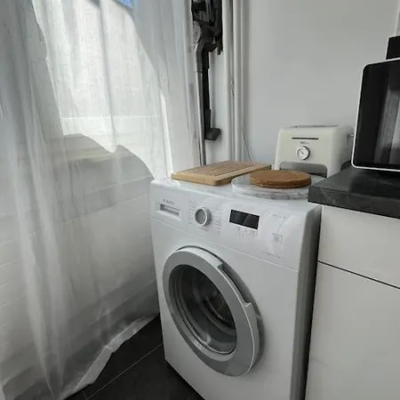85m2 Au Centre-ville A 2 Pas Du Jet D'eau 公寓 *